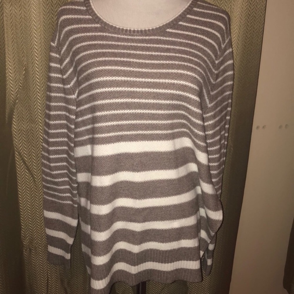Athletes sweater tunic